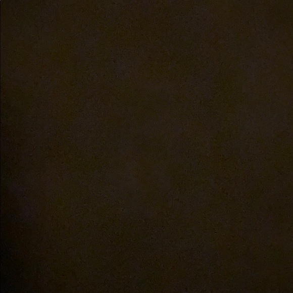 Meet your Posher, Jennifer - Picture 1 of 1